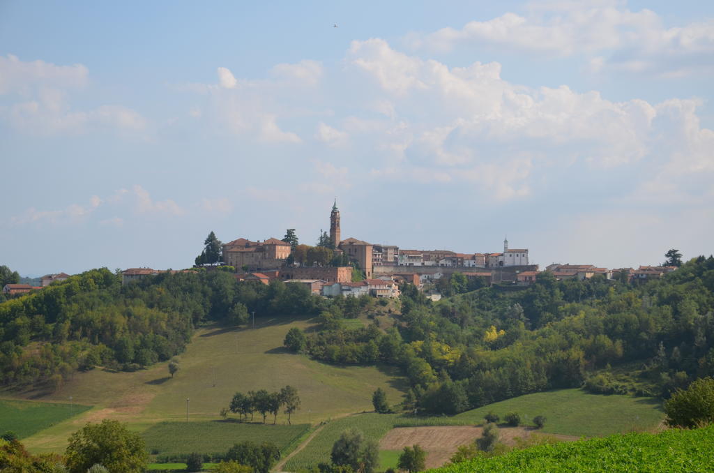 Hotel Cascina Castagneto CastellʼAlfero Exteriér fotografie