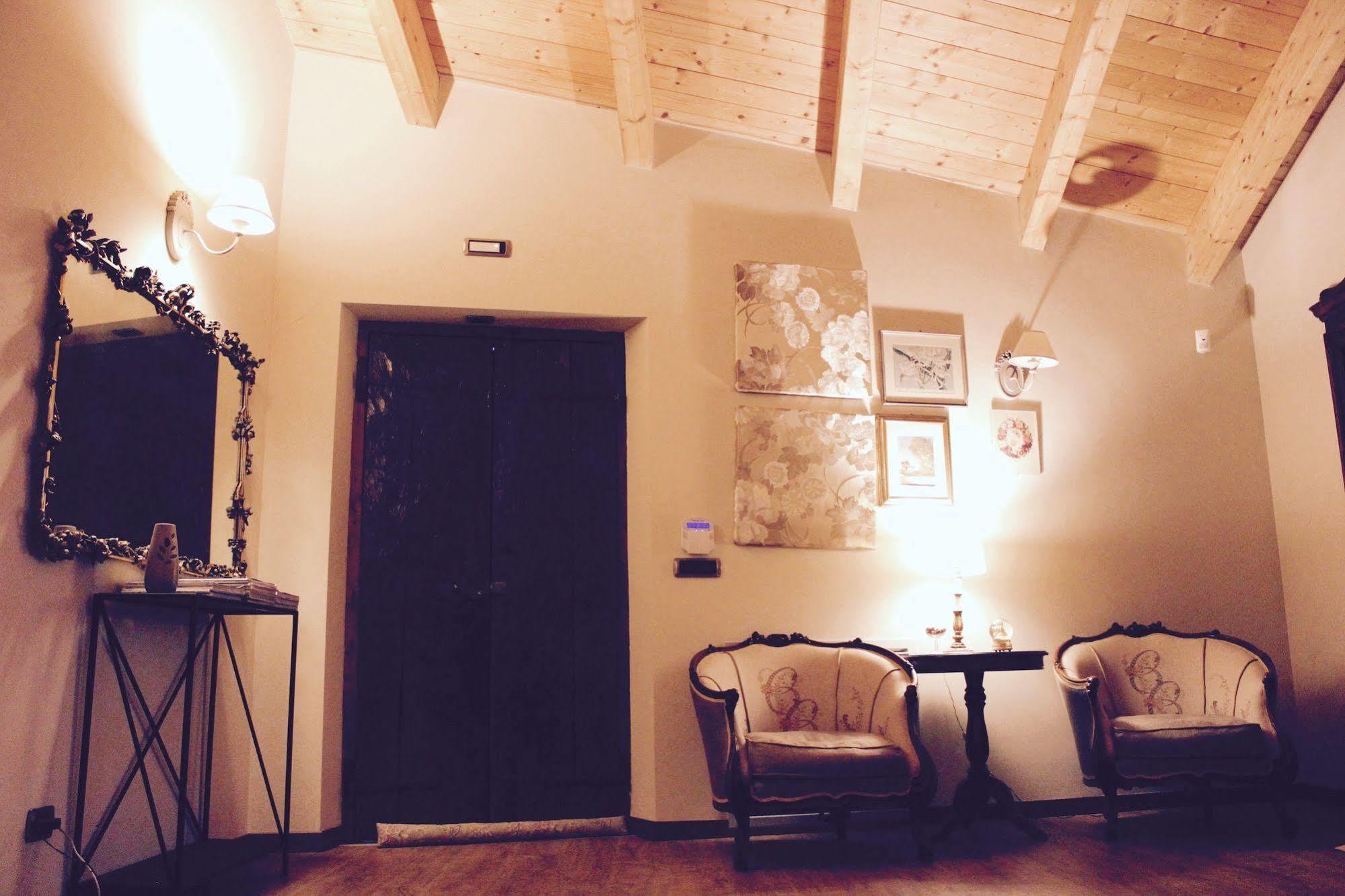 Hotel Cascina Castagneto CastellʼAlfero Exteriér fotografie