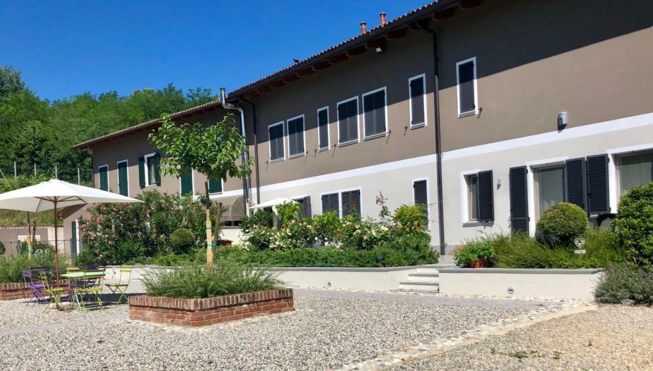 Hotel Cascina Castagneto CastellʼAlfero Exteriér fotografie