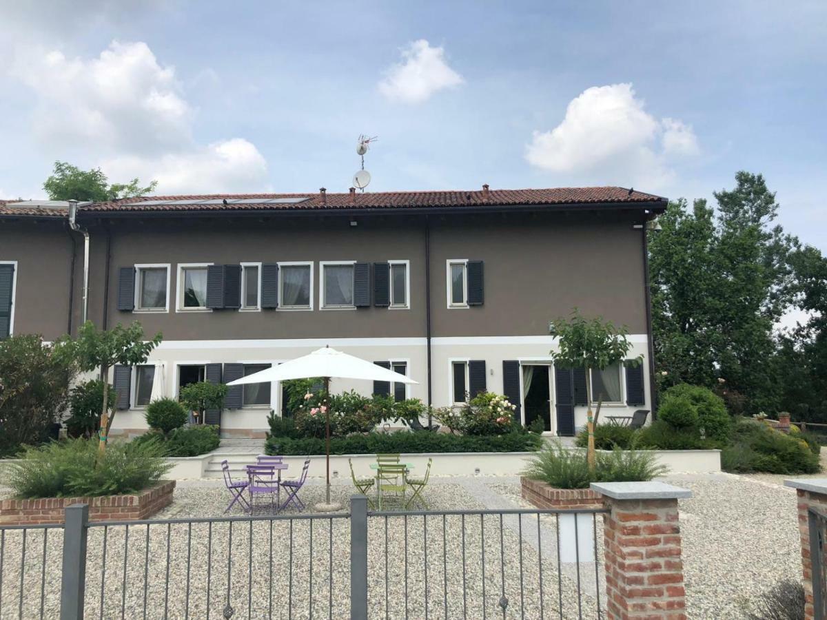 Hotel Cascina Castagneto CastellʼAlfero Exteriér fotografie