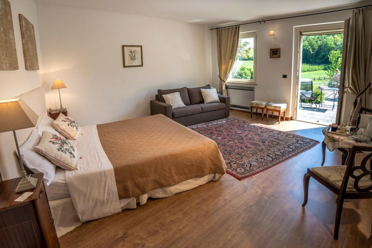 Hotel Cascina Castagneto CastellʼAlfero Exteriér fotografie
